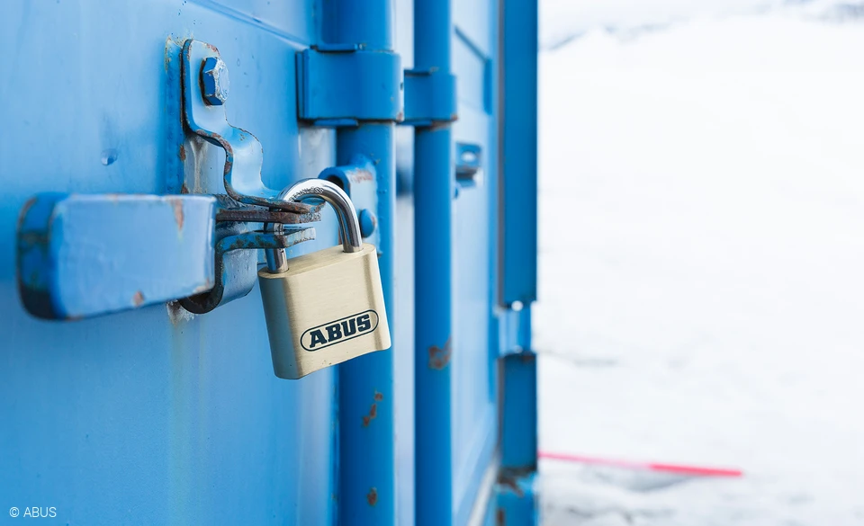 Locking without a key - with the padlock 180IB © ABUS