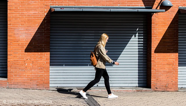 Prevent unauthorised sliding up - our external window blind lock © Photo by Javier García on Unsplash